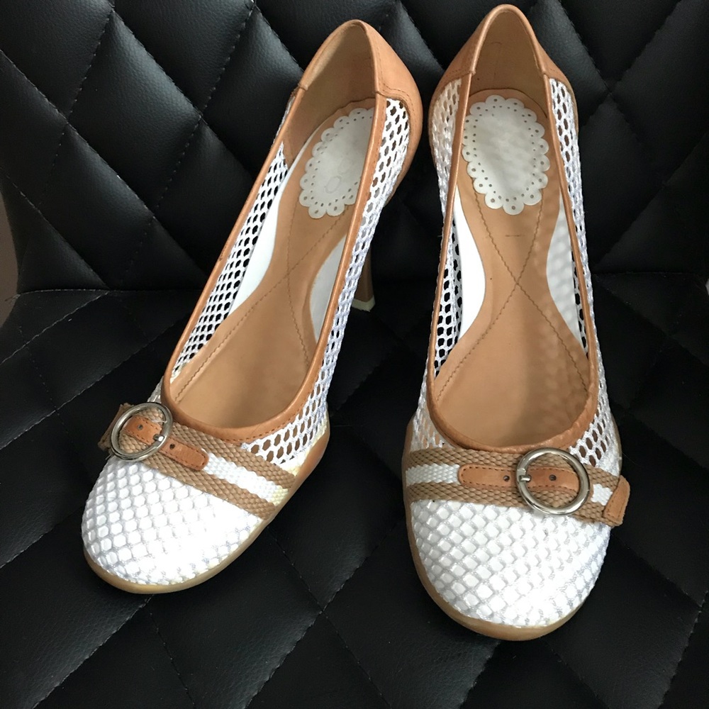 Aldo designer low heeled sport shoe!